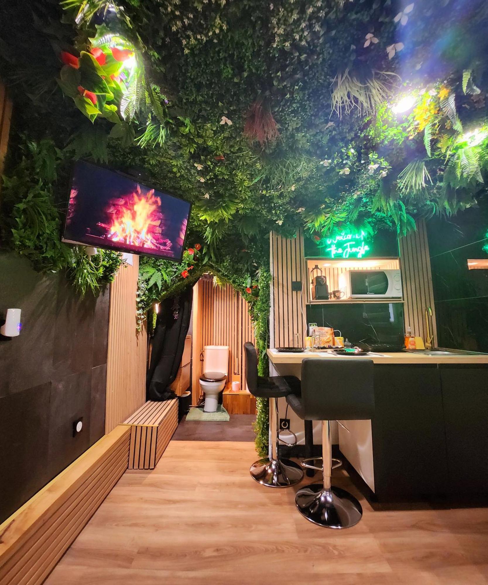 Jungle House Avec Jacuzzi A 10 Min De Disneyland -Taille Chambre- Conde-Sainte-Libiaire Экстерьер фото